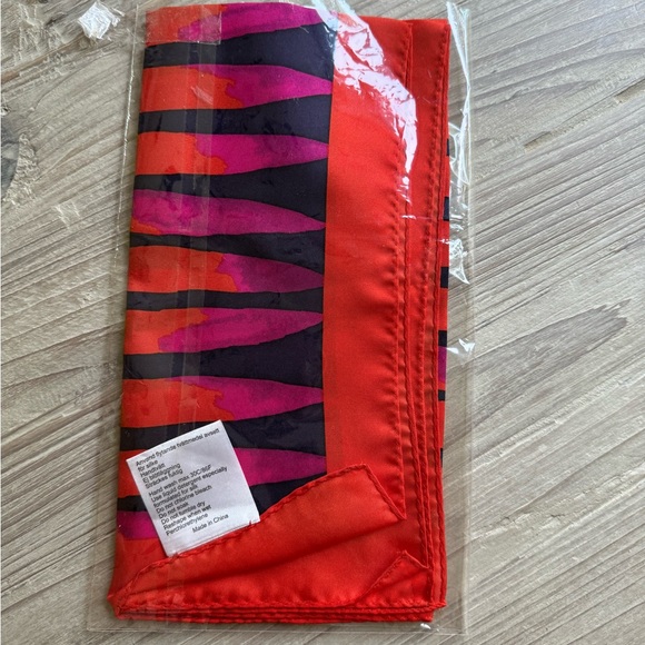 Vintage Marimekko Silk Scarf - Picture 5 of 6